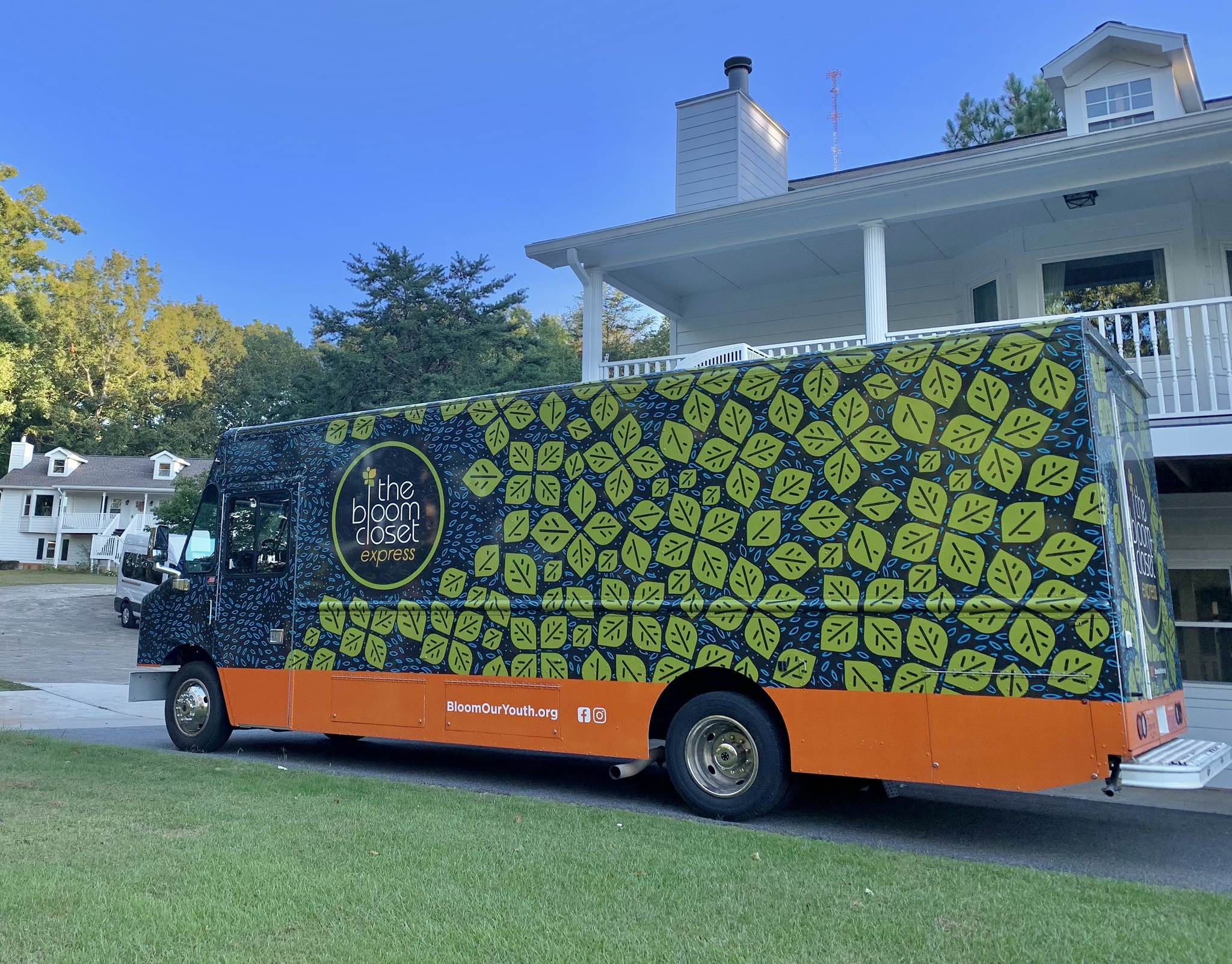 Bloom Express delivering happiness in Foster care Georgia